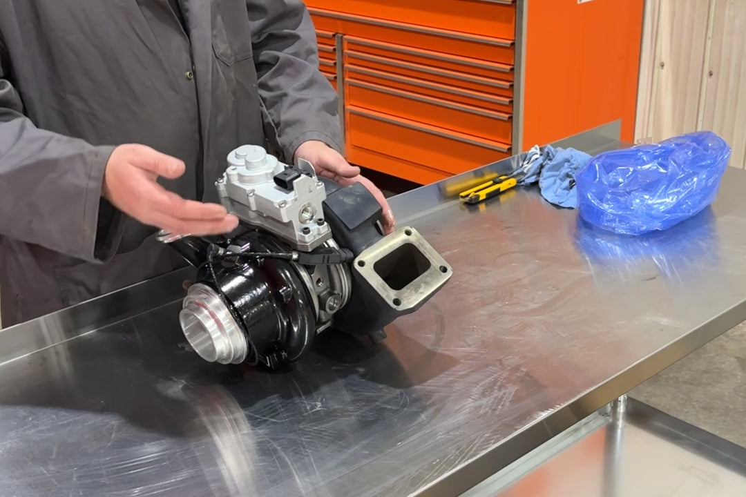 Hack Nation X15 Stage 1 Turbo NEW VGT w/ Actuator (HN-C5459711) video, turbo turned on bench