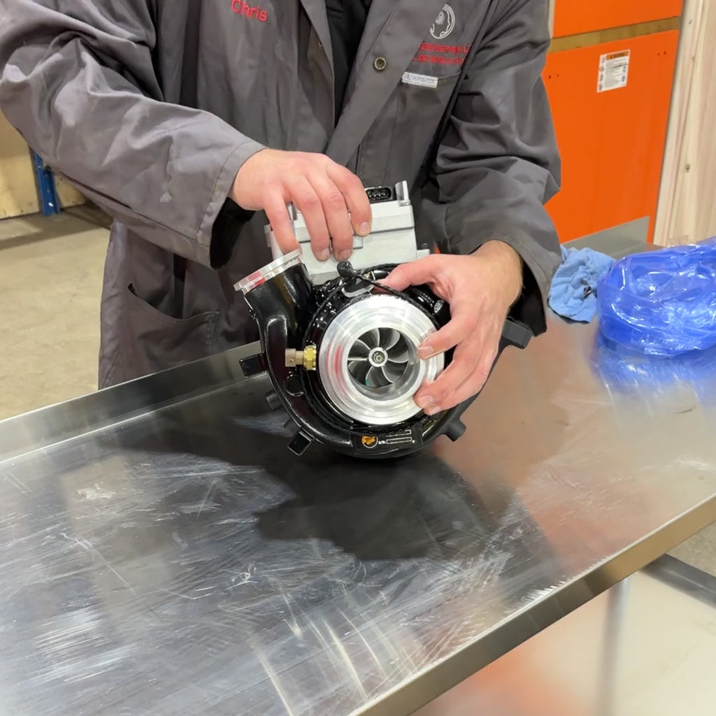 Hack Nation X15 Stage 1 Turbo NEW VGT w/ Actuator (HN-C5459711) close-up video